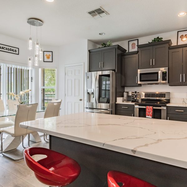 Looking for vacation rentals in Orlando near Disney? Mickey's Sunshine Oasis is minutes from the Florida parks, located right in Windsor Hills Resort.